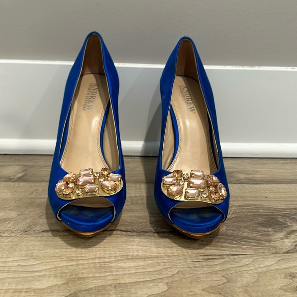 Andrew Stevens Blue Satin Pumps‎ size 9